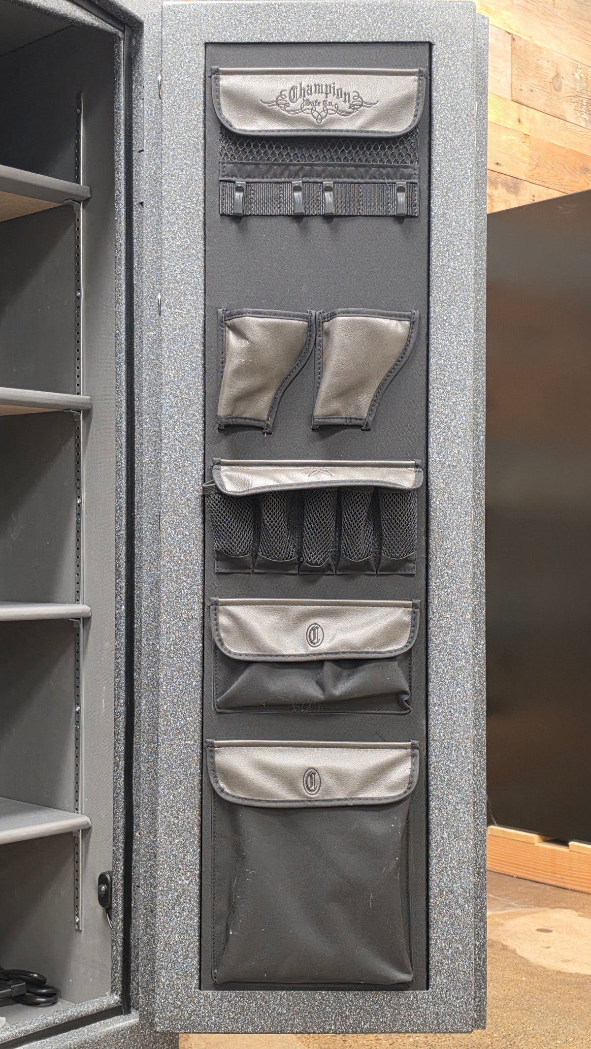 Champion | Estate | 17 | Level 5 Security | 120 Minute Fire Protection - Clearance