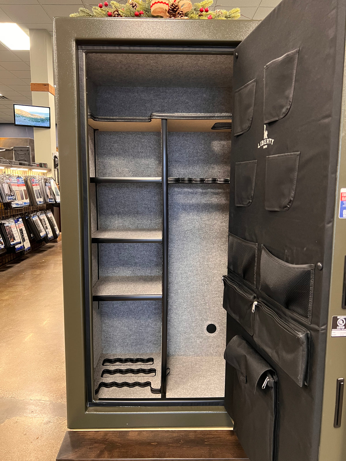 USA | 30 | Limited Edition Flag | Level 3 Security | 60 Minute Fire Rating (Clearance)