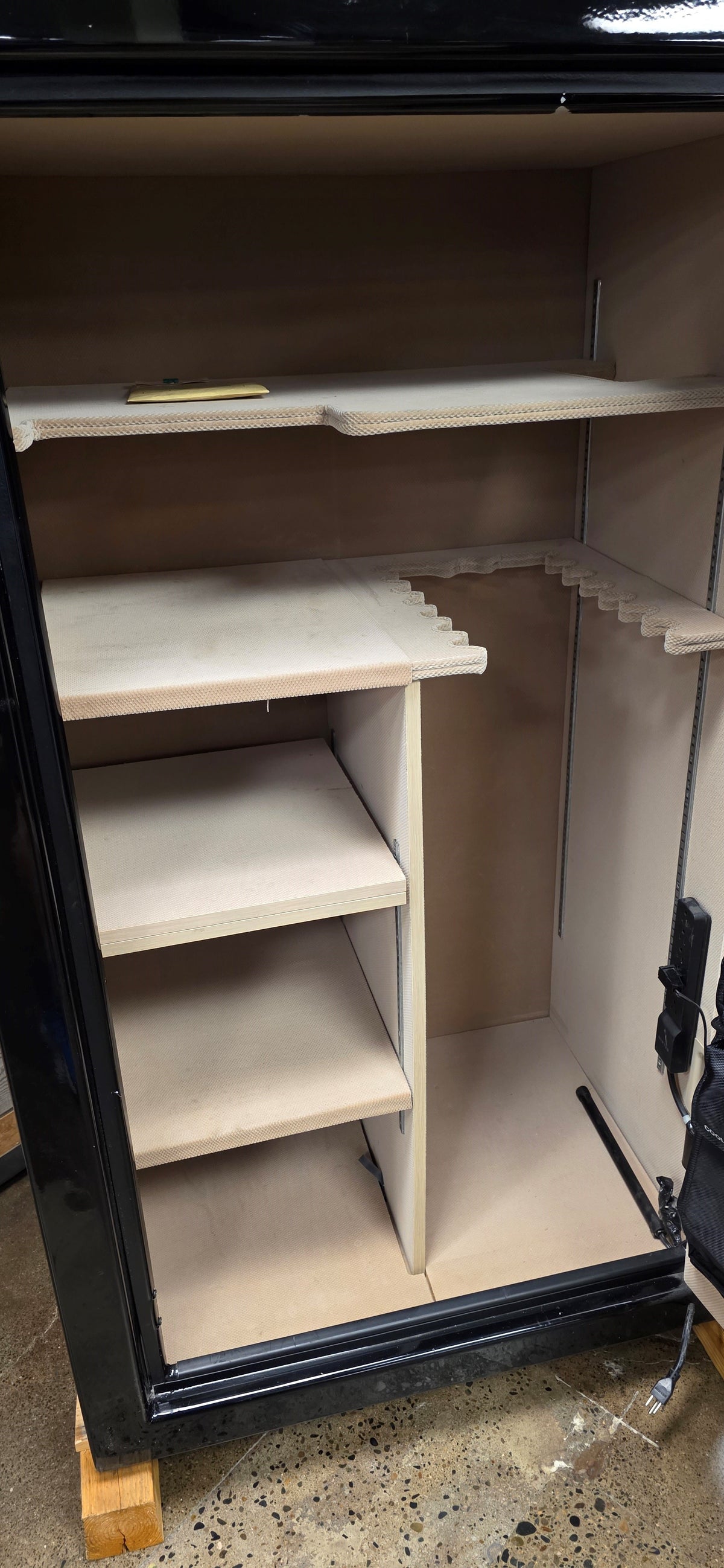 Liberty Safe | Lincoln | 35 | Used Safe