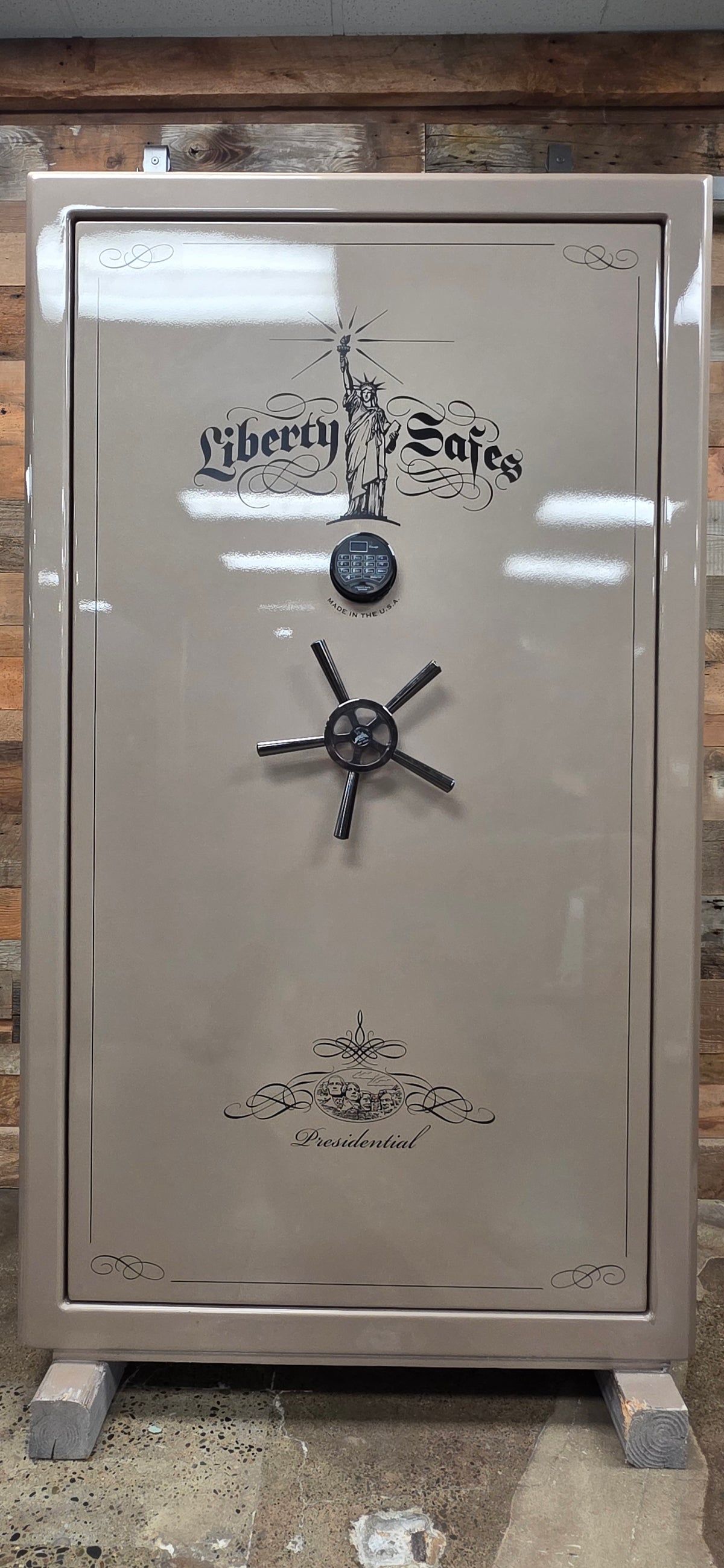 Liberty Safe | Presidential 50 | Champagne Gloss | Level 8 Security | 150 Minute Fire Protection - Clearance