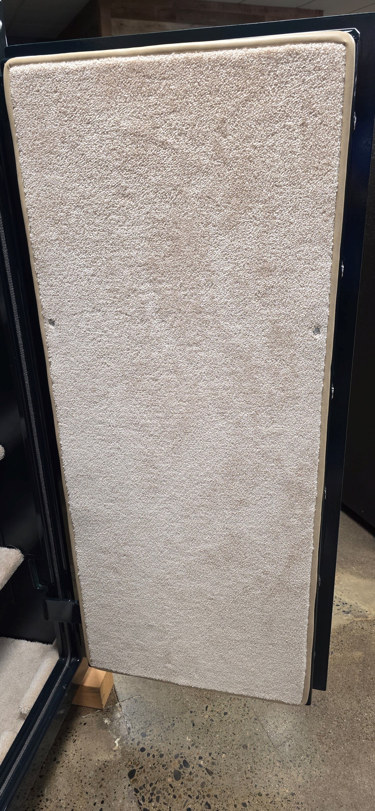 Liberty Safe | Washington | 25 | Used Safe
