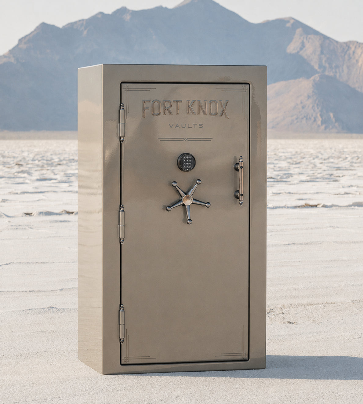 Fort Knox safe showing external hinges on the door's hinge side